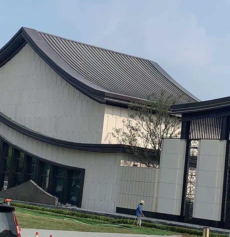 房山金属屋面板的常见类型有哪些？